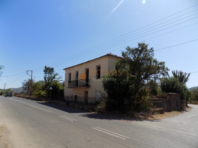 (For Sale) Residential Detached house || Arkadia/Korythio - 220 Sq.m, 2 Bedrooms, 55.000€ 
