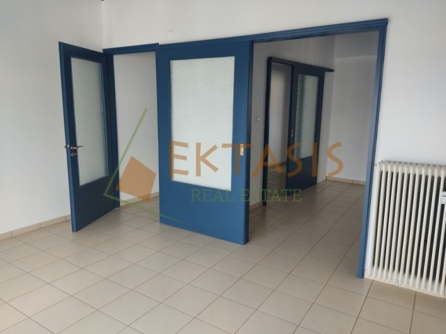 (For Rent) Commercial Office || Arkadia/Tripoli - 94 Sq.m, 380€ 