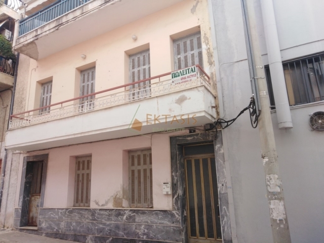 (Προς Πώληση) Κατοικία Πολυκατοικία/Κτίριο || Πειραιάς/Πειραιάς - 306 τ.μ, 7 Υ/Δ, 320.000€ 