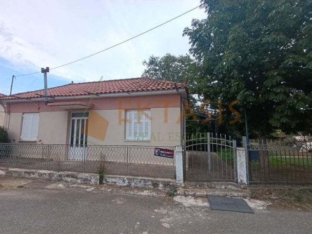 (Προς Πώληση) Κατοικία Μονοκατοικία || Ν. Αρκαδίας/Τεγέα - 110 τ.μ, 3 Υ/Δ, 70.000€ 