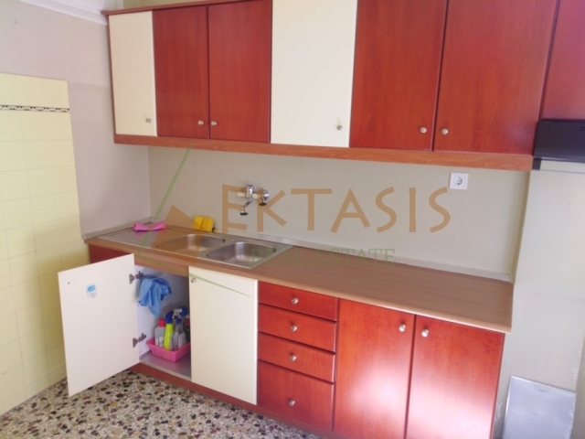 (Προς Πώληση) Κατοικία Οροφοδιαμέρισμα || Ν. Αρκαδίας/Τρίπολη - 100 τ.μ, 3 Υ/Δ, 140.000€ 