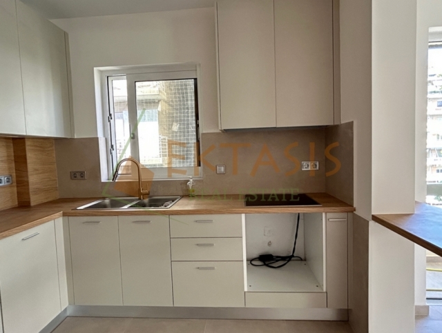 (For Rent) Residential Apartment || Athens South/Palaio Faliro - 100 Sq.m, 2 Bedrooms, 1.600€ 
