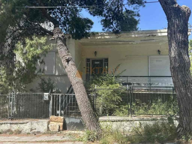 (For Sale) Residential Detached house || Athens North/Nea Erithraia - 200 Sq.m, 2 Bedrooms, 520.000€ 