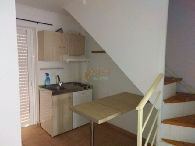 (Προς Ενοικίαση) Κατοικία Μεζονέτα || Ν. Αρκαδίας/Τρίπολη - 40 τ.μ, 1 Υ/Δ, 320€ 