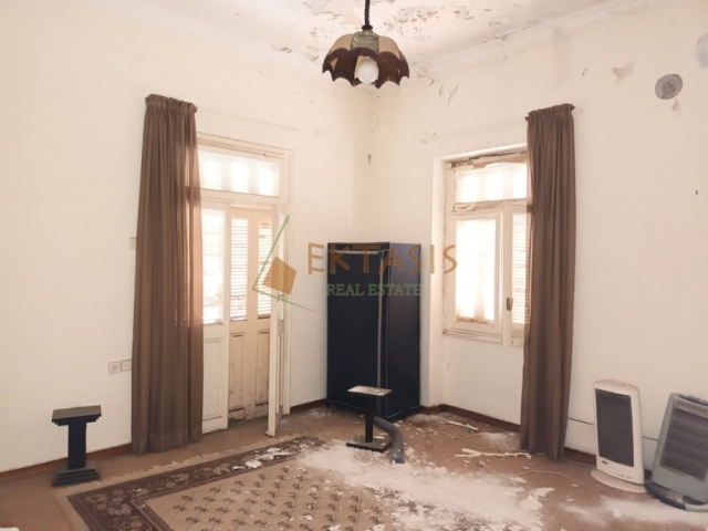 (Προς Πώληση) Κατοικία Πολυκατοικία/Κτίριο || Ν. Αρκαδίας/Τρίπολη - 365 τ.μ, 3 Υ/Δ, 247.000€ 